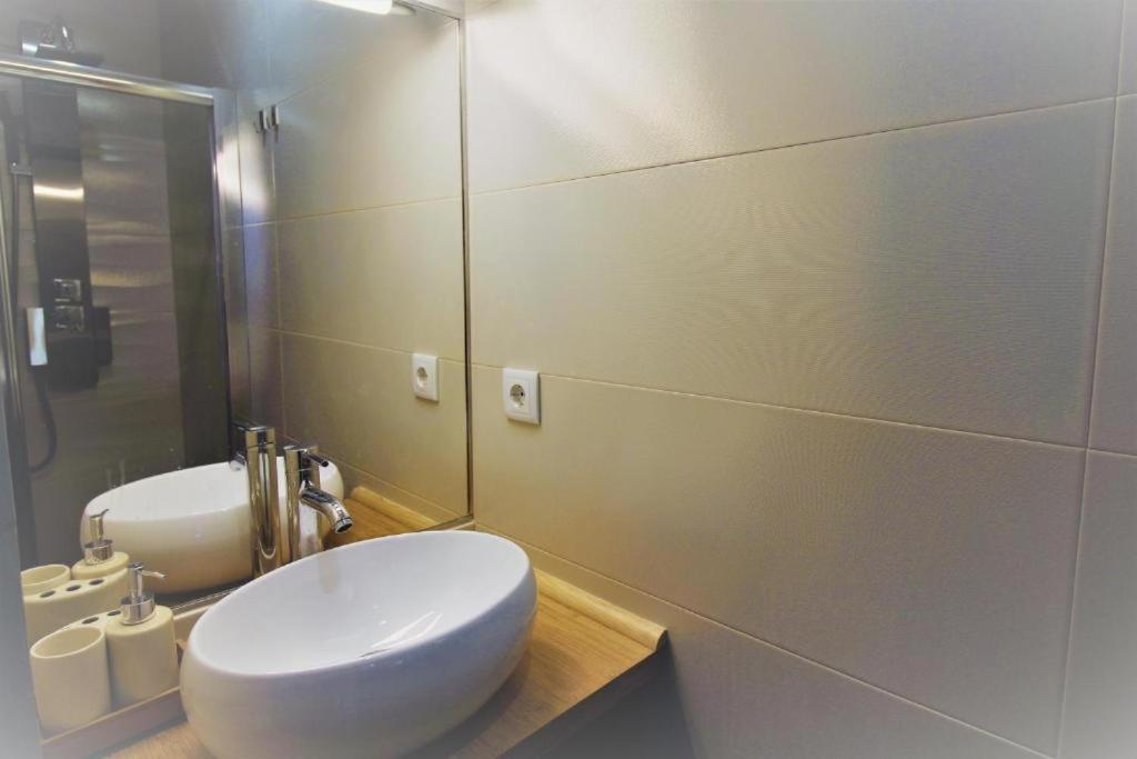 Flh Santa Catarina Lovely Flat Lisboa Ngoại thất bức ảnh